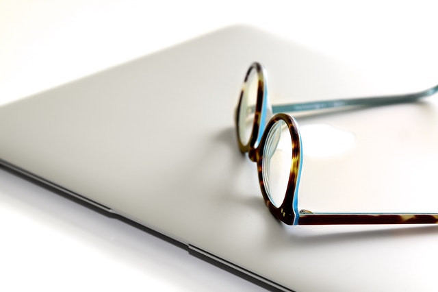 lunette-de-repos-ordinateur